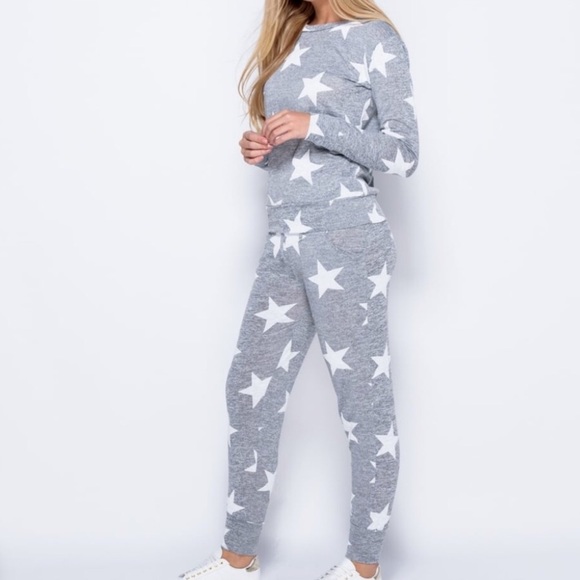 CAMILLE Star Print Loungewear - Picture 3 of 4